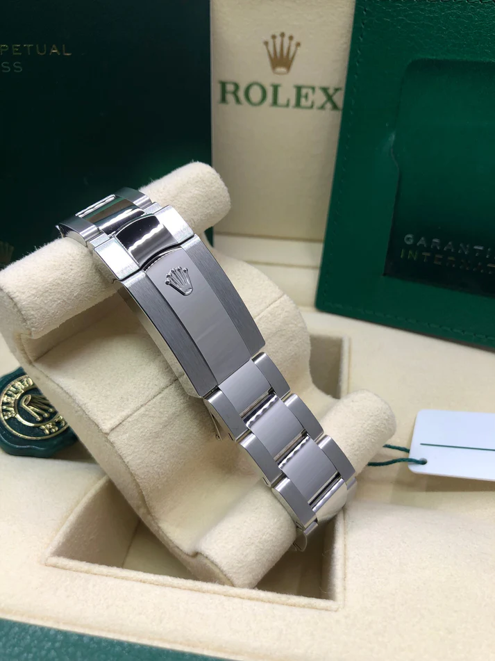 Rolex MILGAUSS Oyster, 40 mm, Oystersteel M116400GV