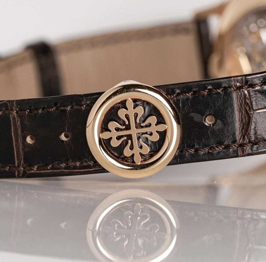 Patek Philippe Complications Annual Calendar 5396R-011 38.5mm
