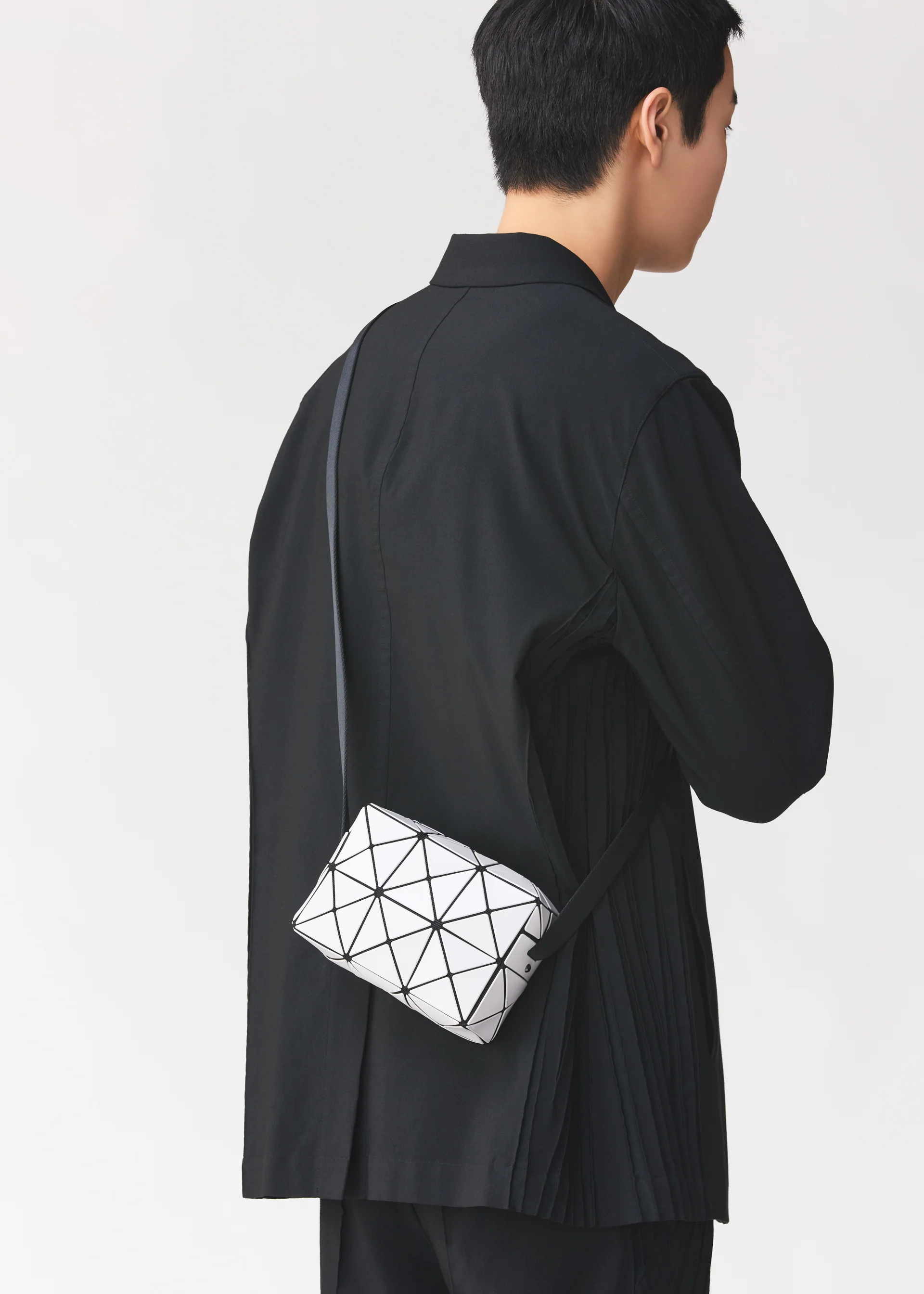 CUBOID CROSSBODY BAG