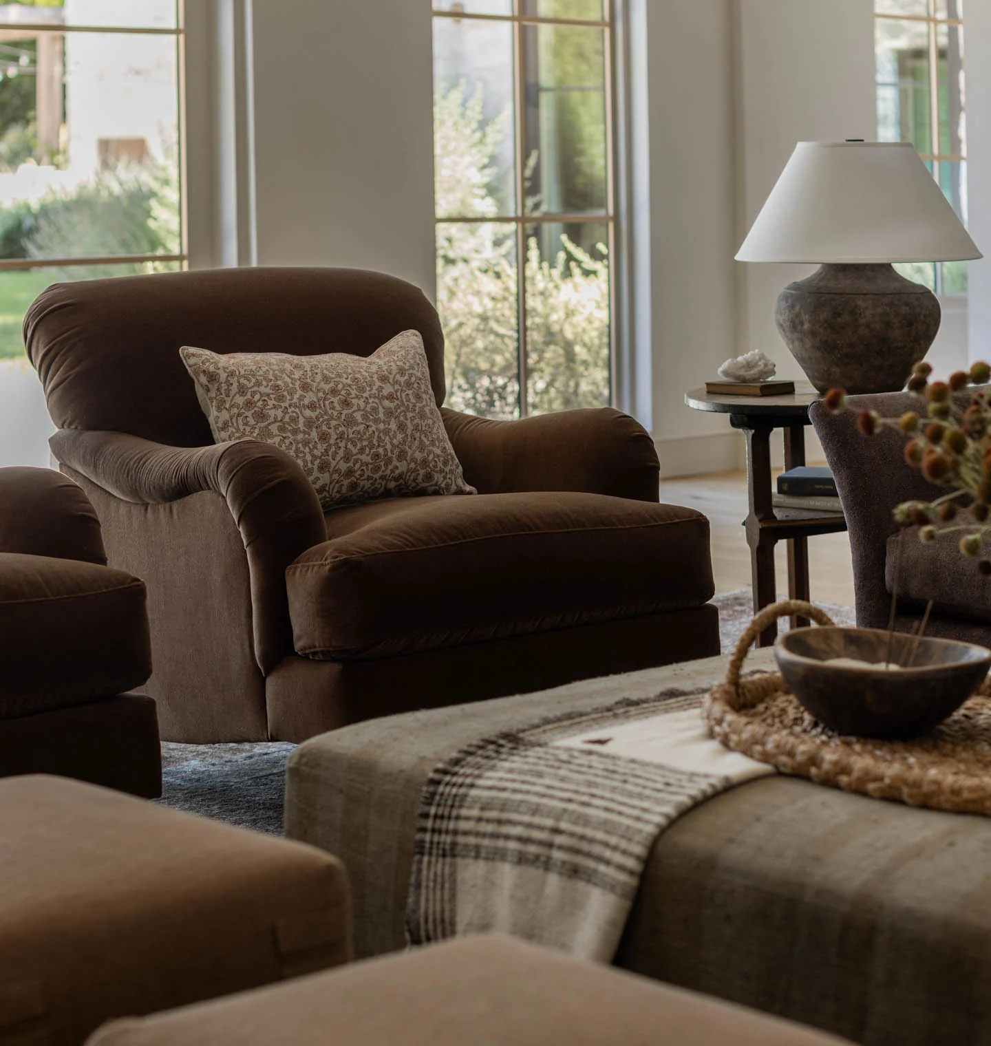Renata Lounge Chair
