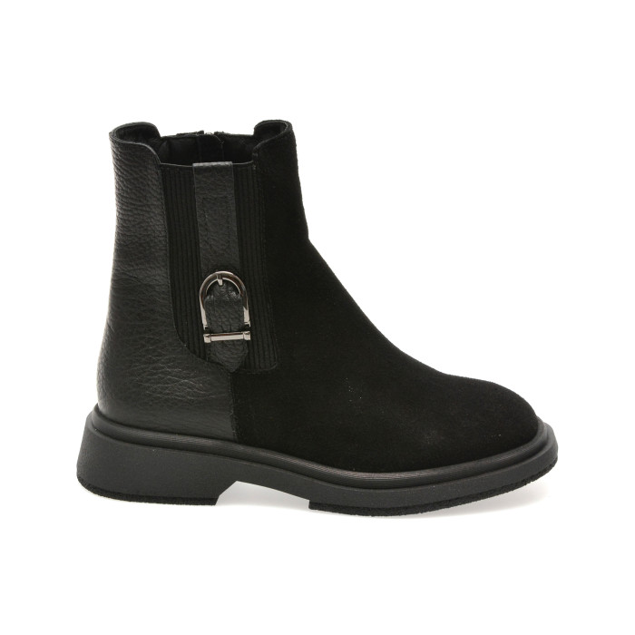 Ghete GRYXX negre, 1364531, din piele intoarsa