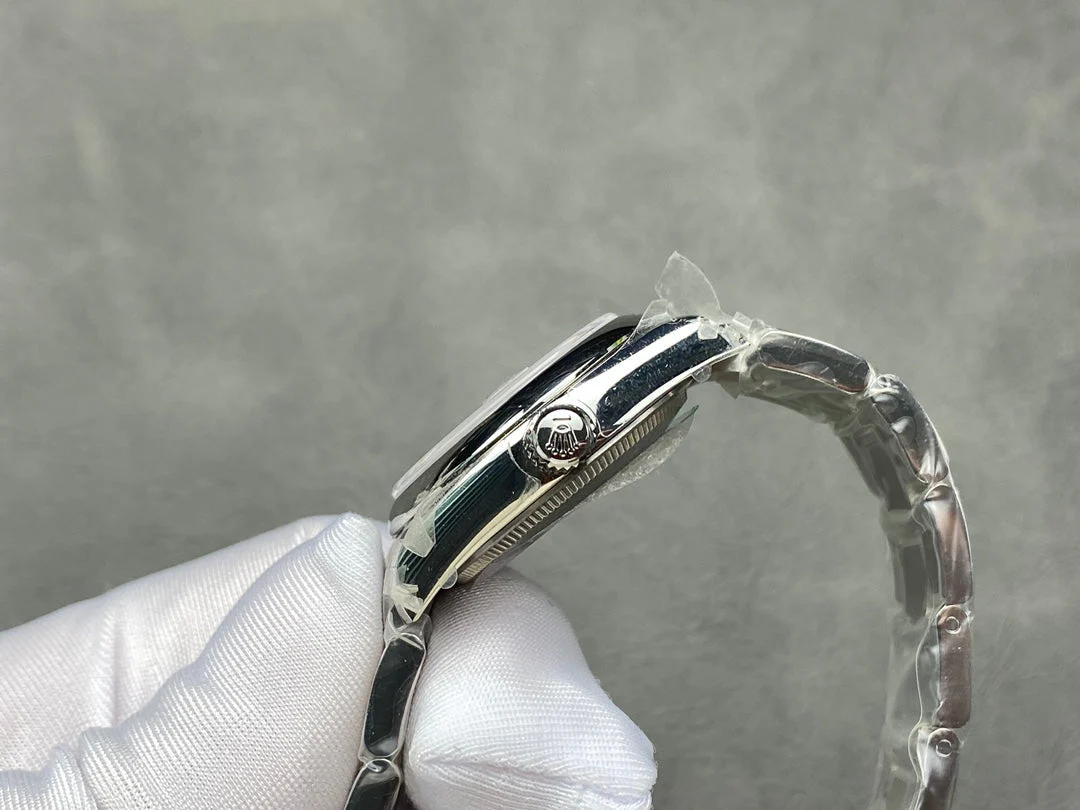 Rolex Datejust 31mm Silver Mop Dial