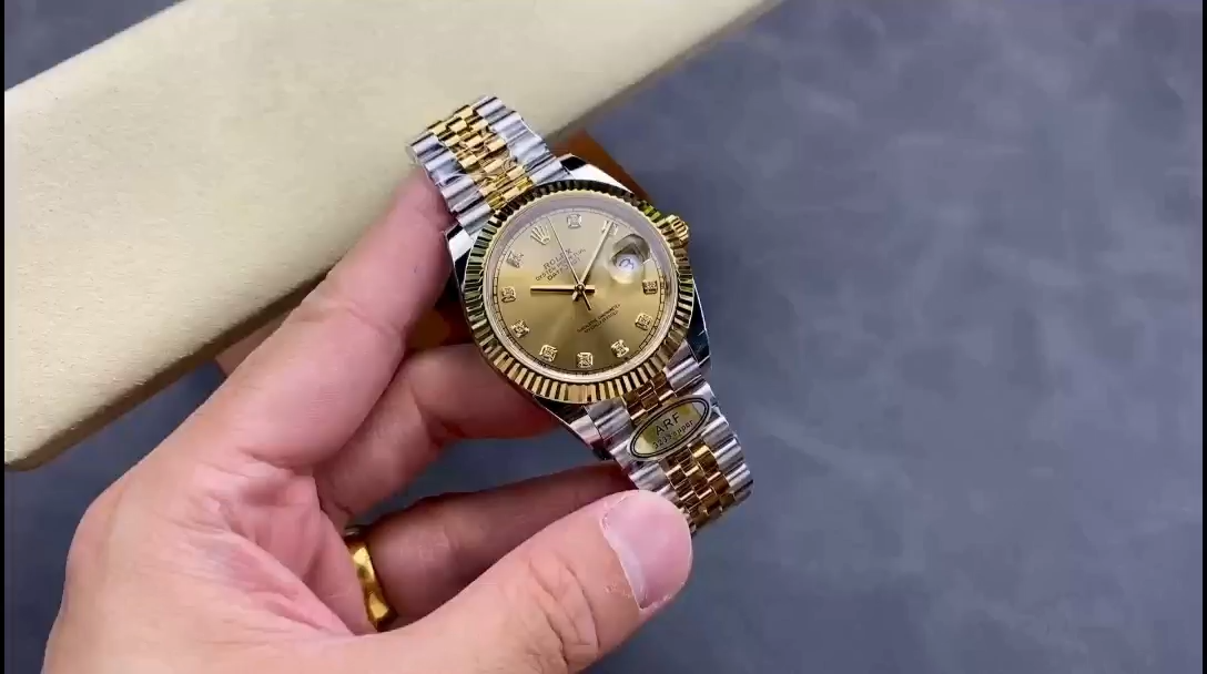 2022 Rolex Datejust Champagne Diamond Dial Two Tone M126333-0012 41mm Mens Replica Watch