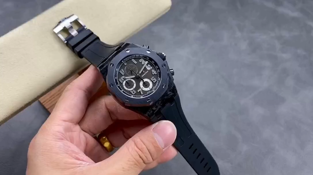 AP Royal Oak Offshore Forged Carbon Ginza7 26205AU.OO.D002CR.01 Replica Chronograph 42