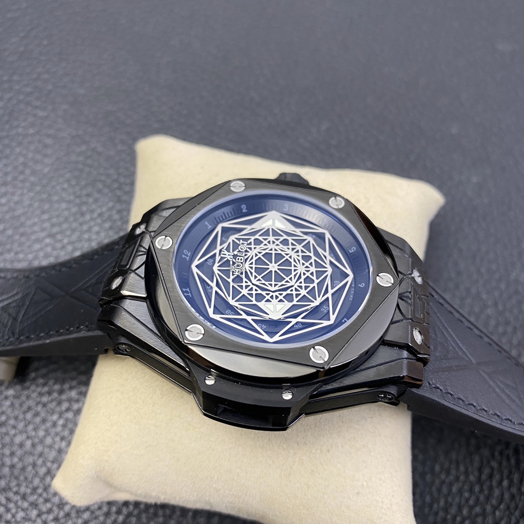 Hublot Big Bang 415.CX.1114.VR.MXM17 45mm Mens Watch