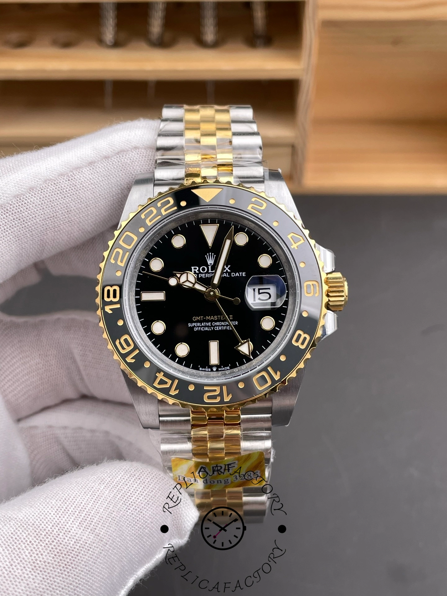 Rolex GMT Master II Black Dial Steel 18kt Yellow Gold 126713GRNR 0001 Men's Watch