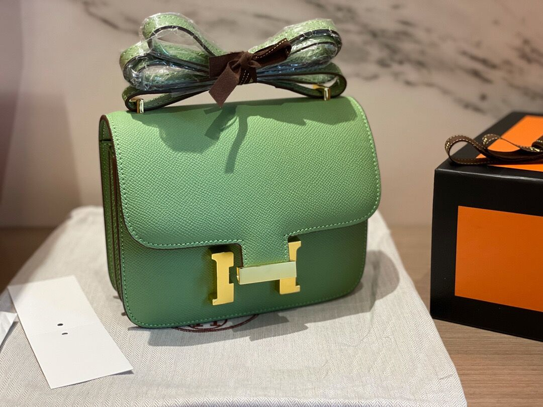 Hermes Constance Mini 19-24