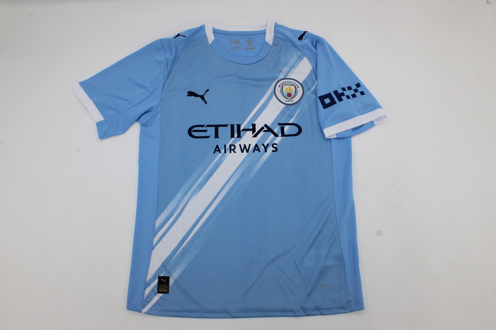 Manchester City 25-26 Home Jersey