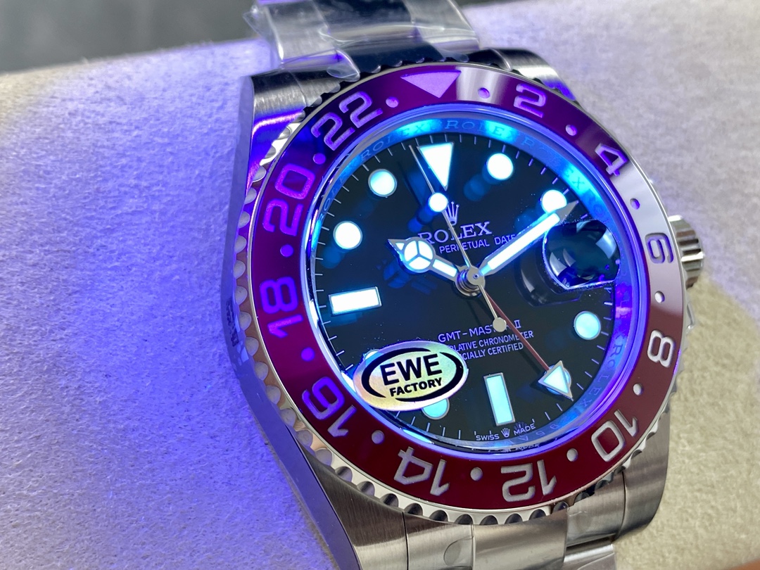 Rolex GMT-Master II 126710BLRO 0002