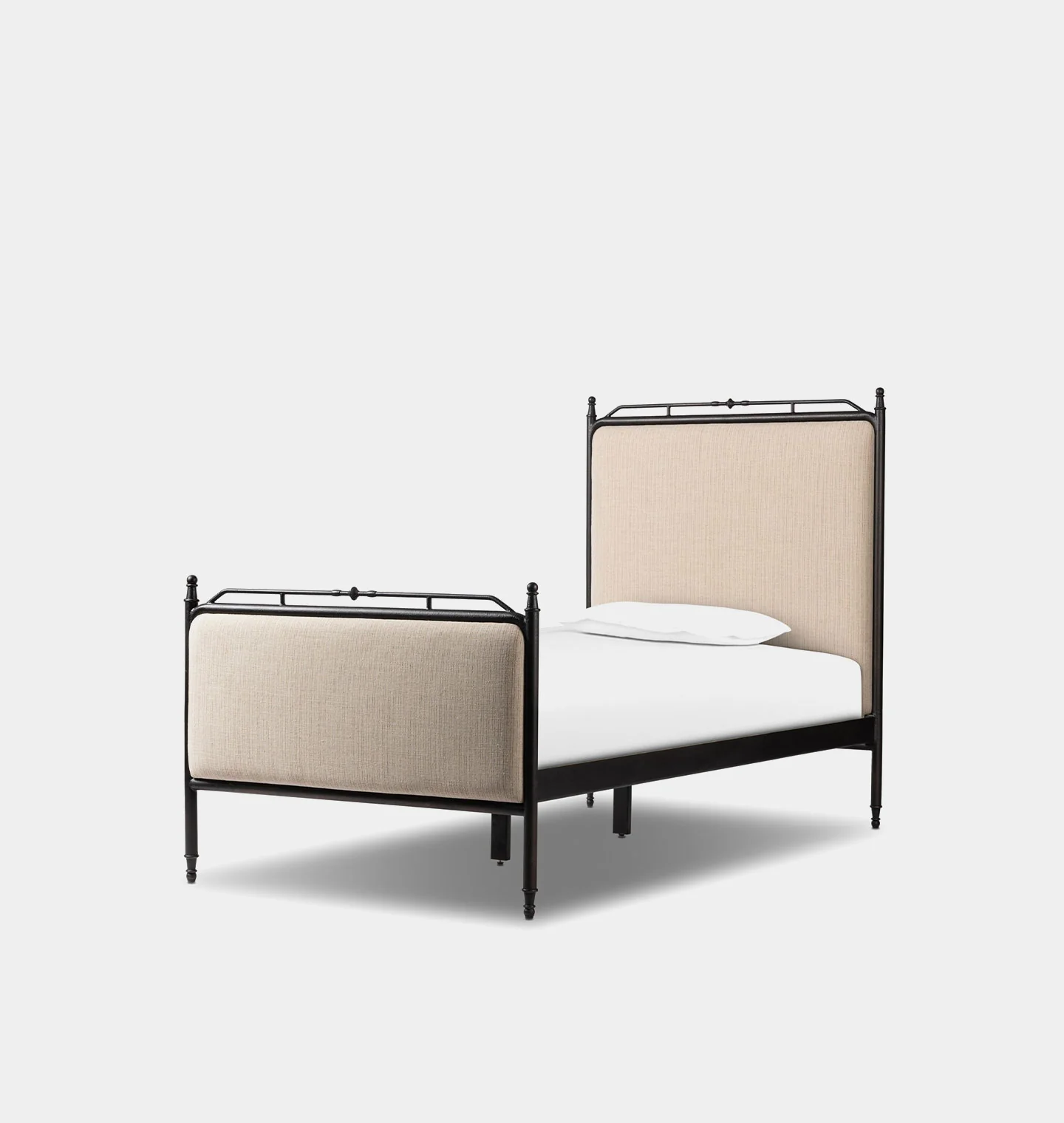 Leyla Bed