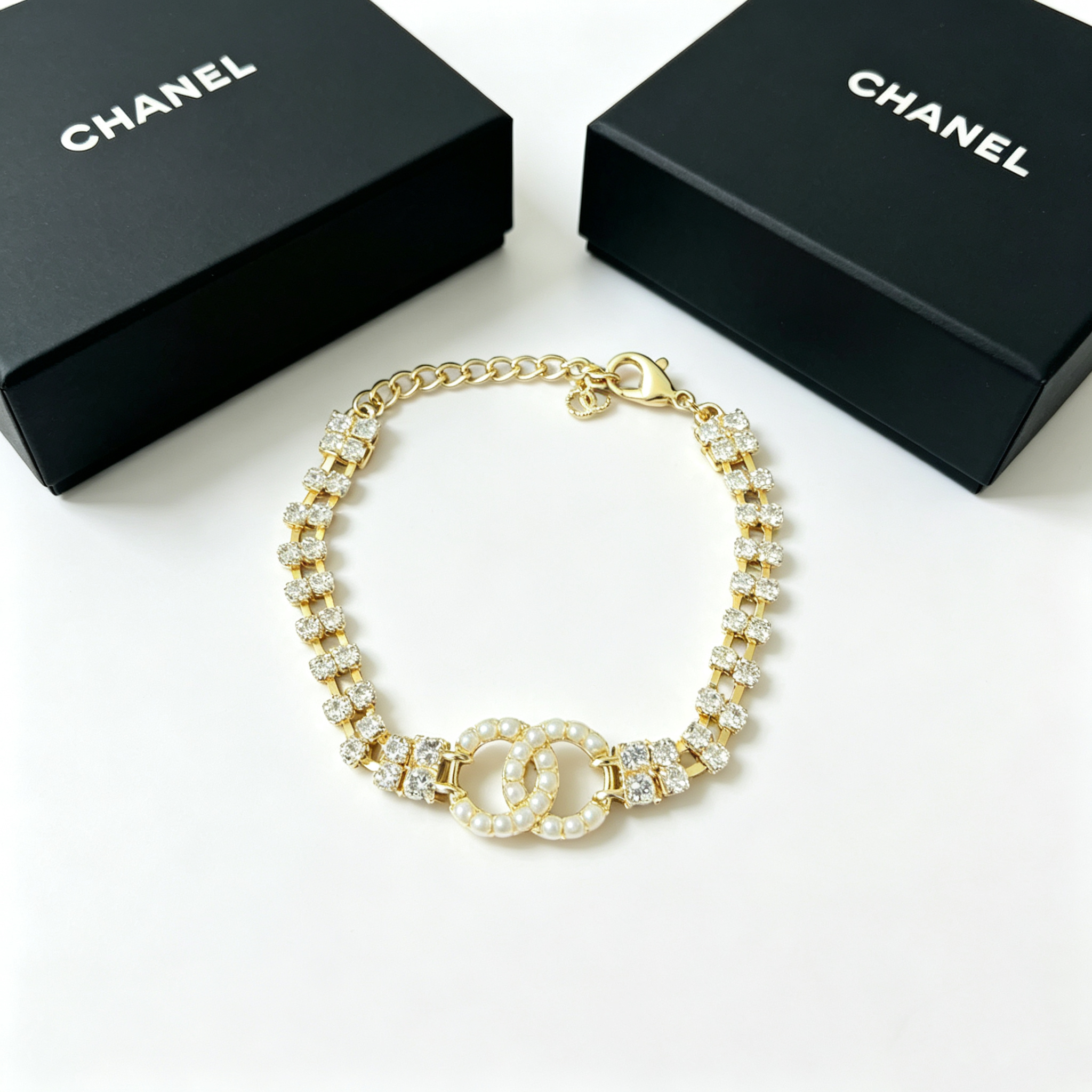 C—Metal Bracelet with Pearl Pendant