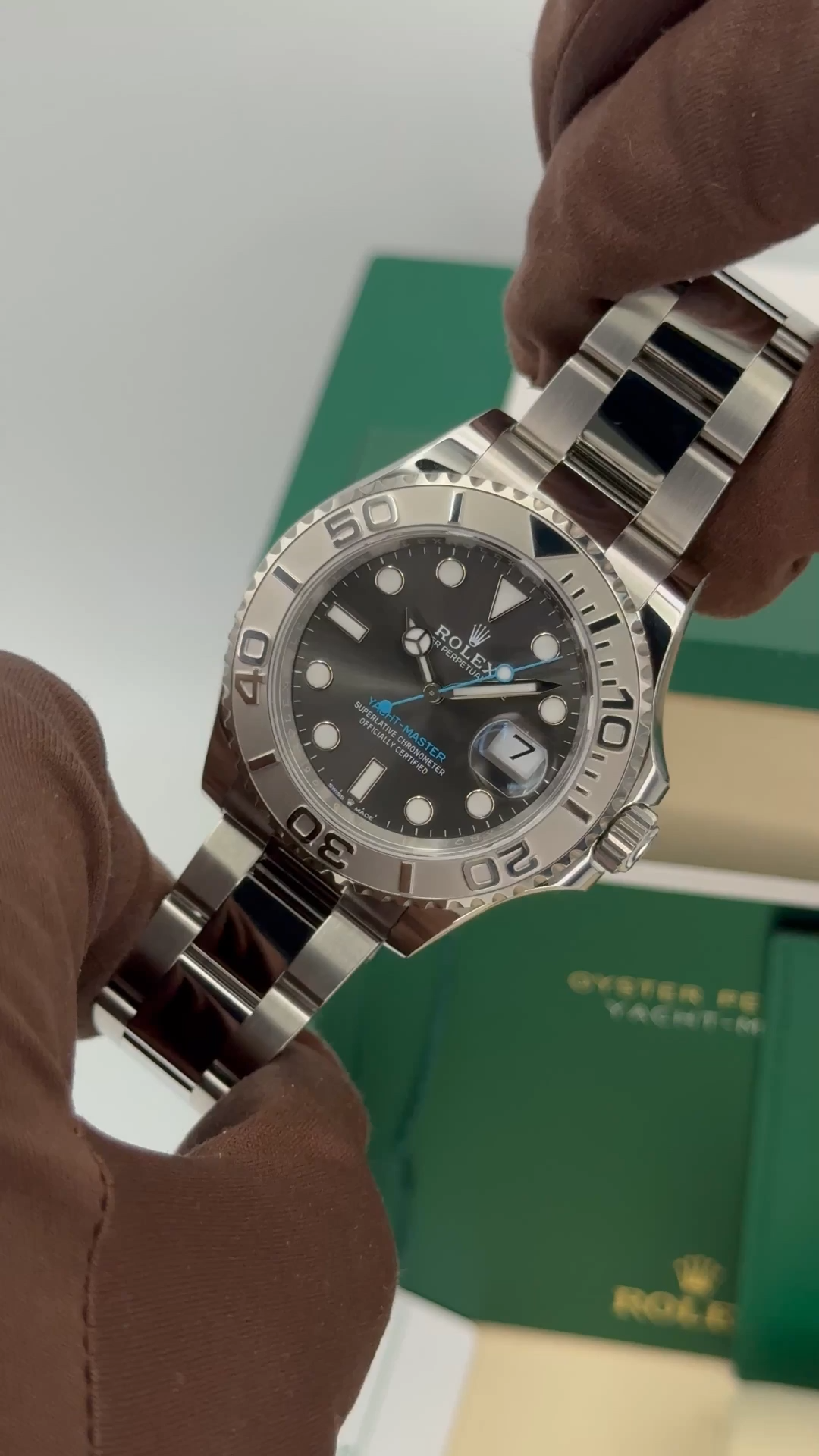 Rolex Yacht-Master Platinum 40mm 126622-0001