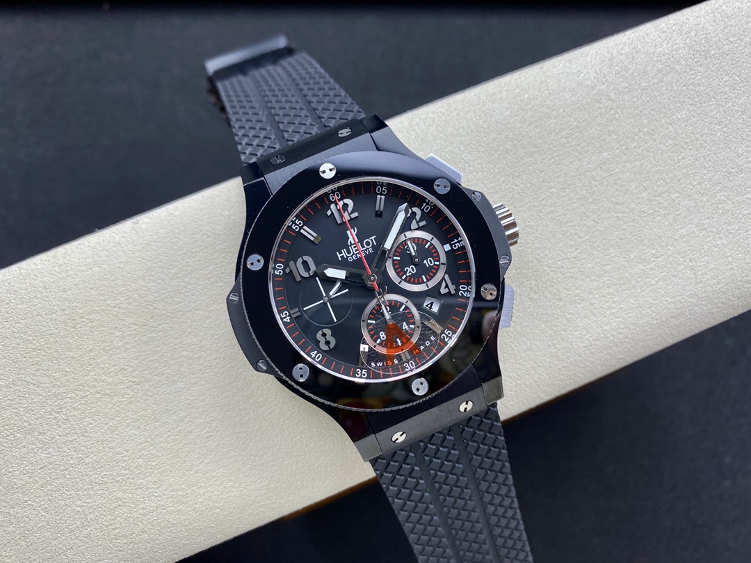 Hublot Big Bang 301.CX.130.RX 44mm Mens