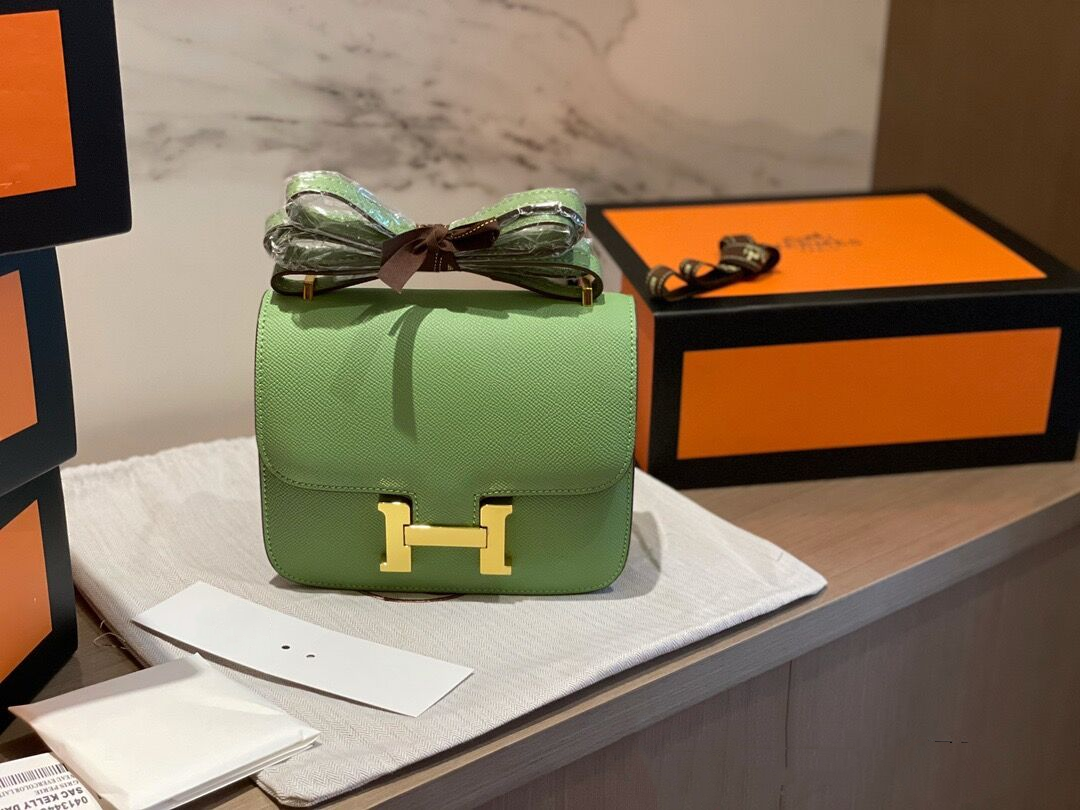 Hermes Constance Mini 19-24