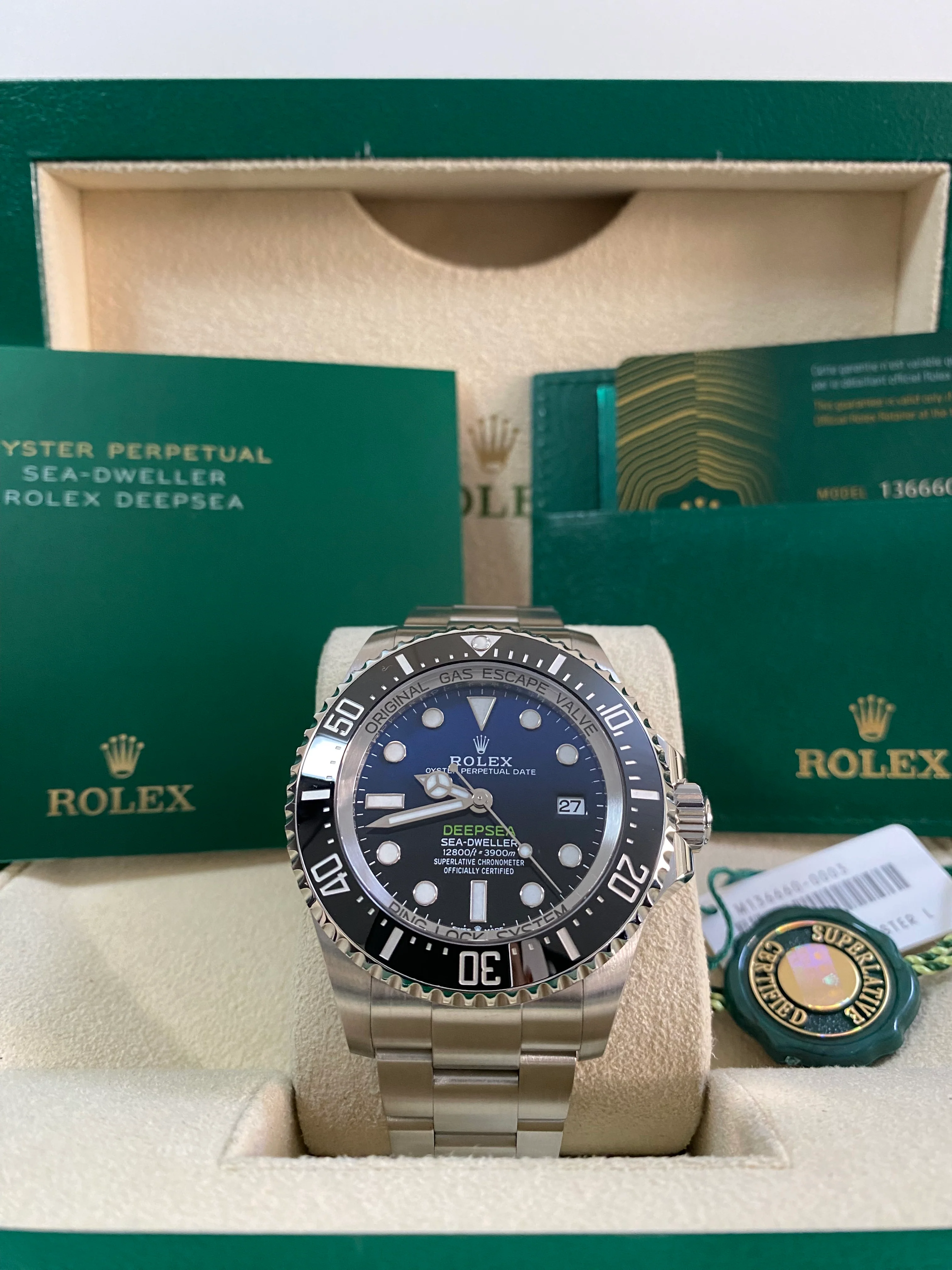 Rolex Sea-Dweller Deepsea 44 - 2023 - 