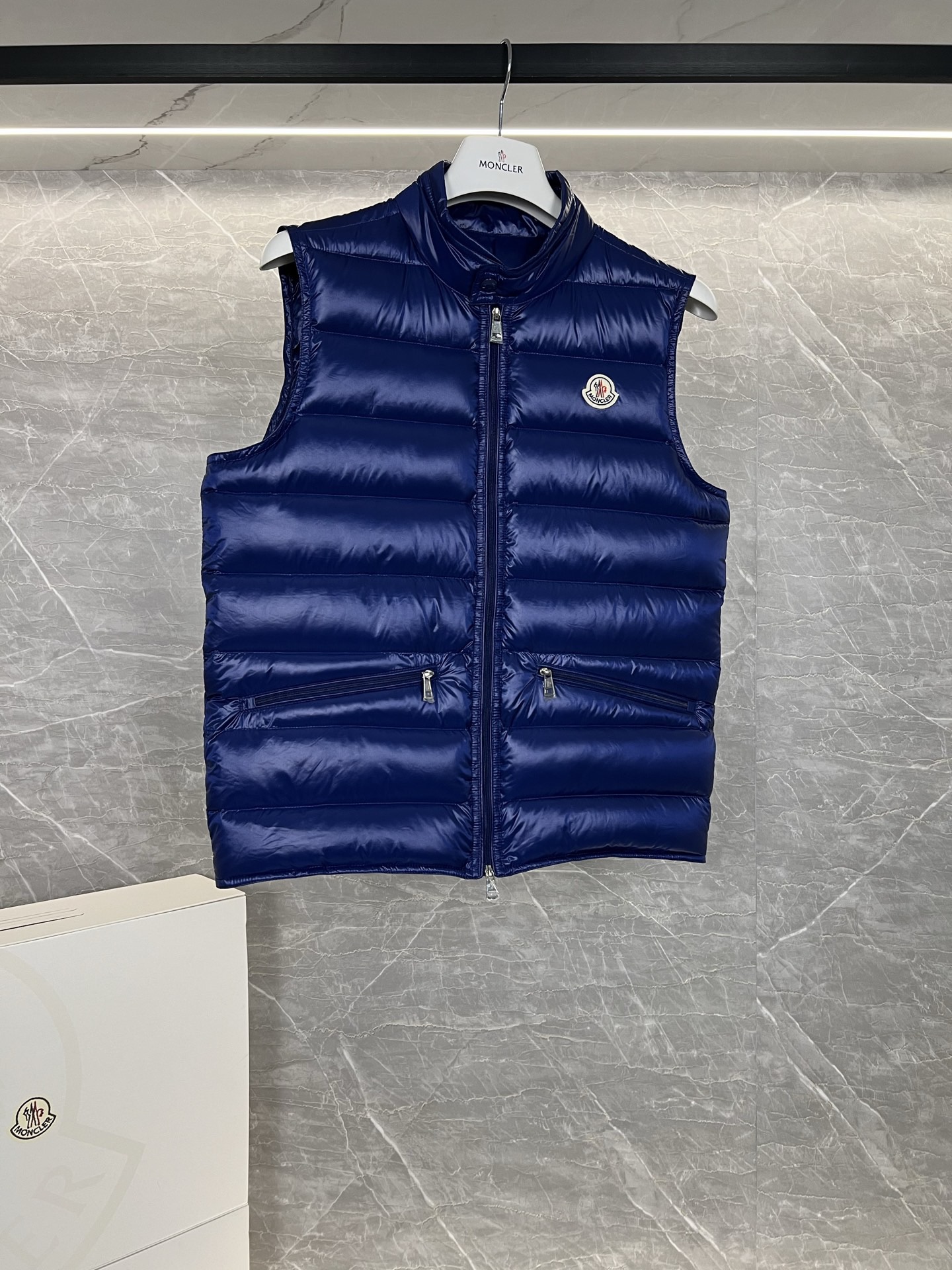 Moncler Unisex Vest Size 1-6 4-Color