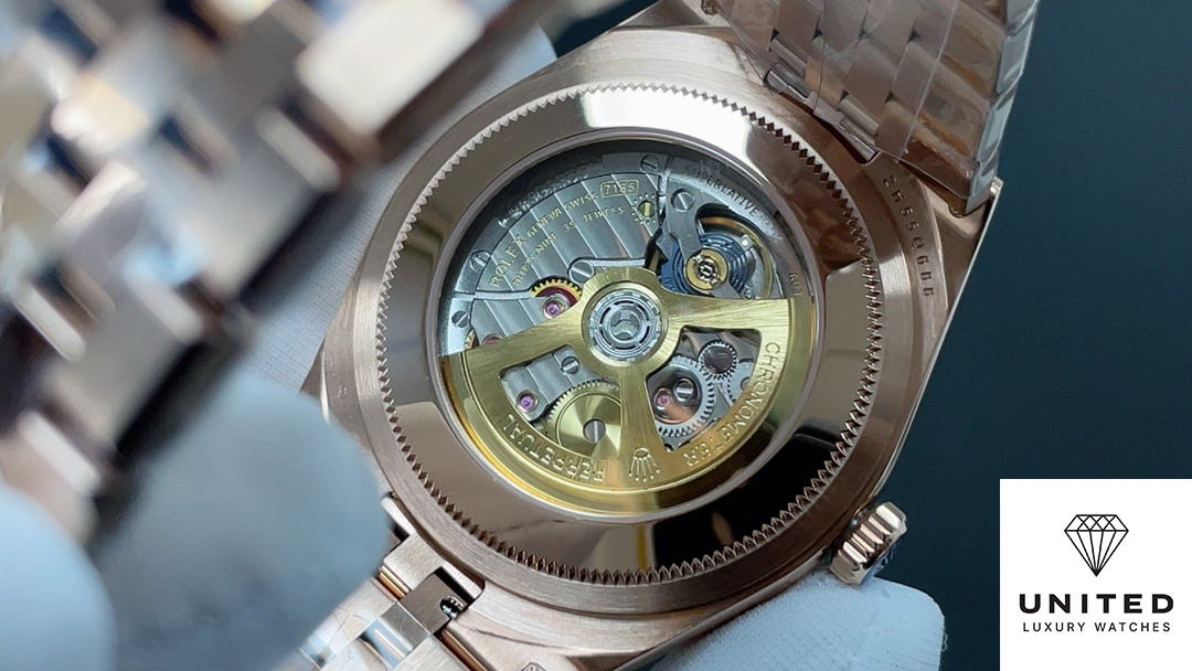 Rolex Land-Dweller 40 Oyster, 40 mm, Everose gold M127335-0001