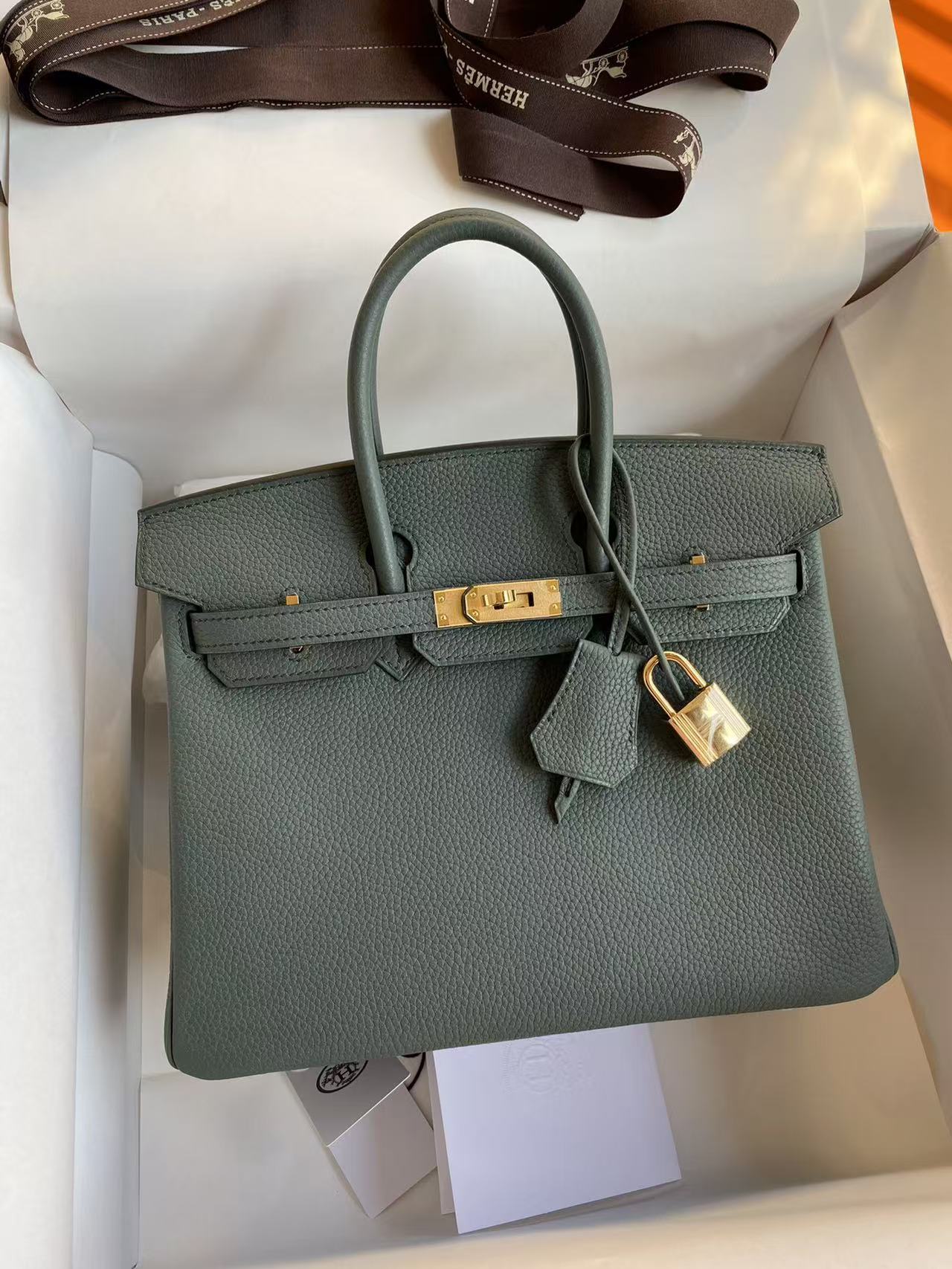 Hermes Birkin 25, almond green Togo customization