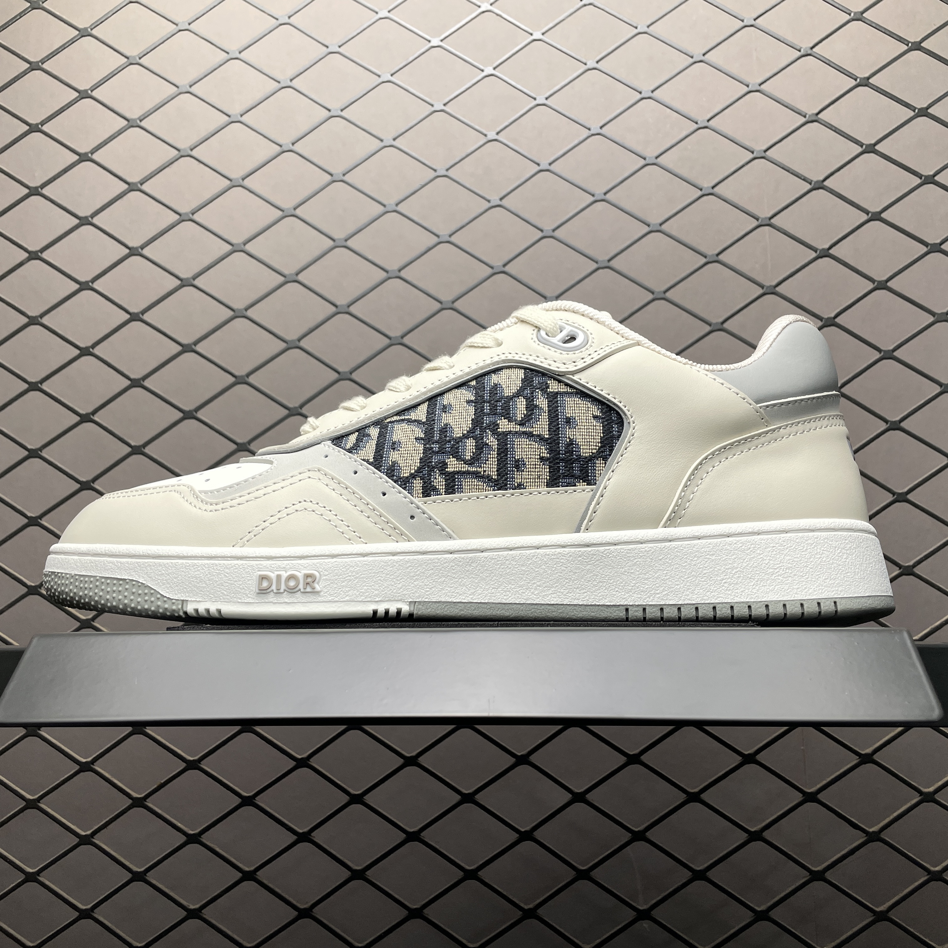DR B27 sneaker