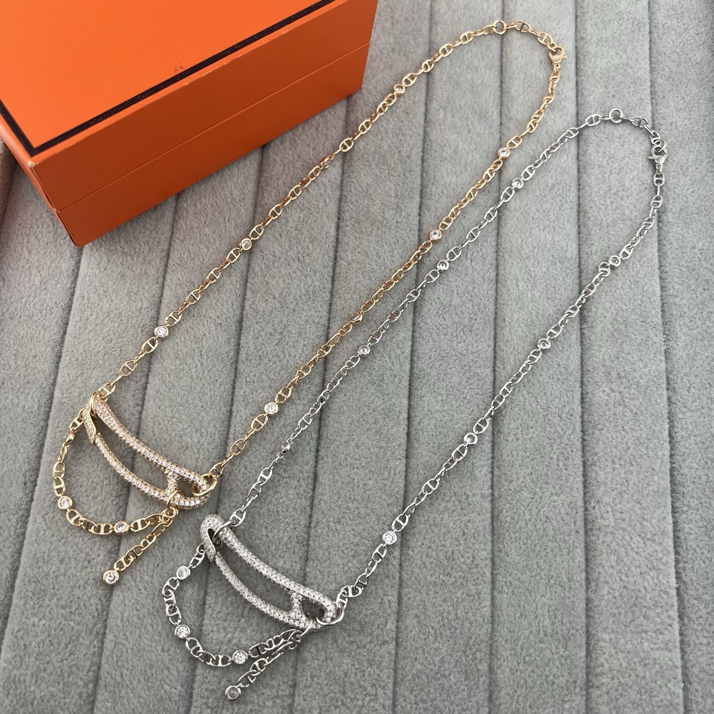 Paperclip full diamond chain necklace - Artisantouchss