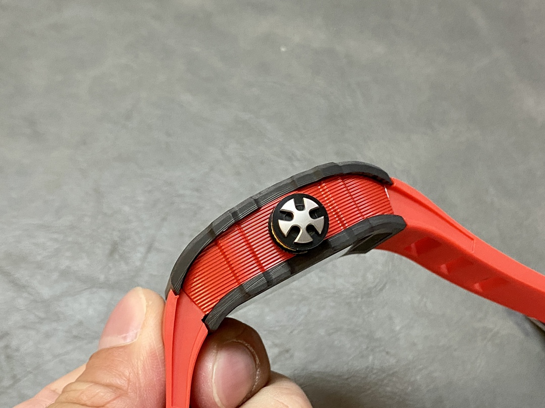 Richard Mille RM 67-02 Extra Flat Italy Carbon TPT Red Yellow