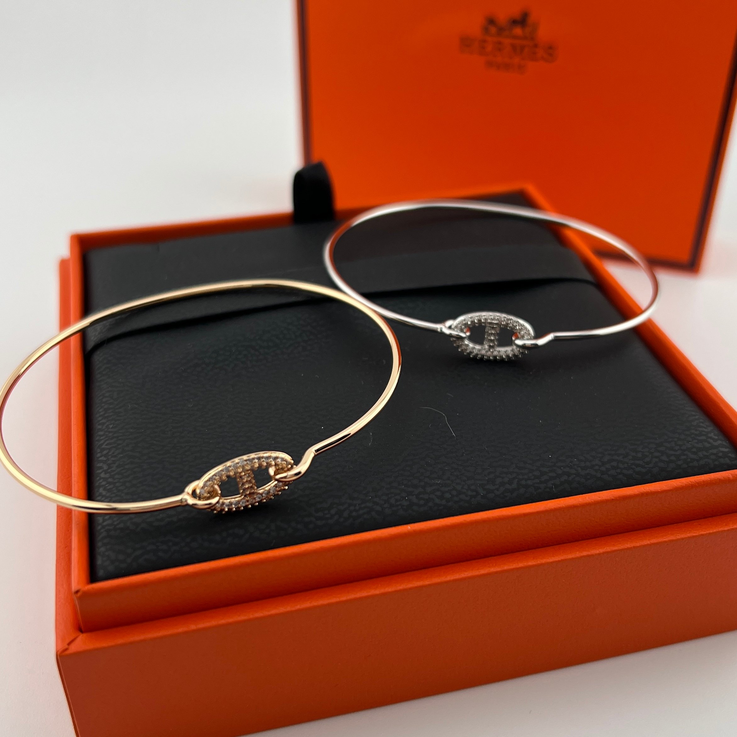 Pig nose shaped bracelet - Artisantouchss