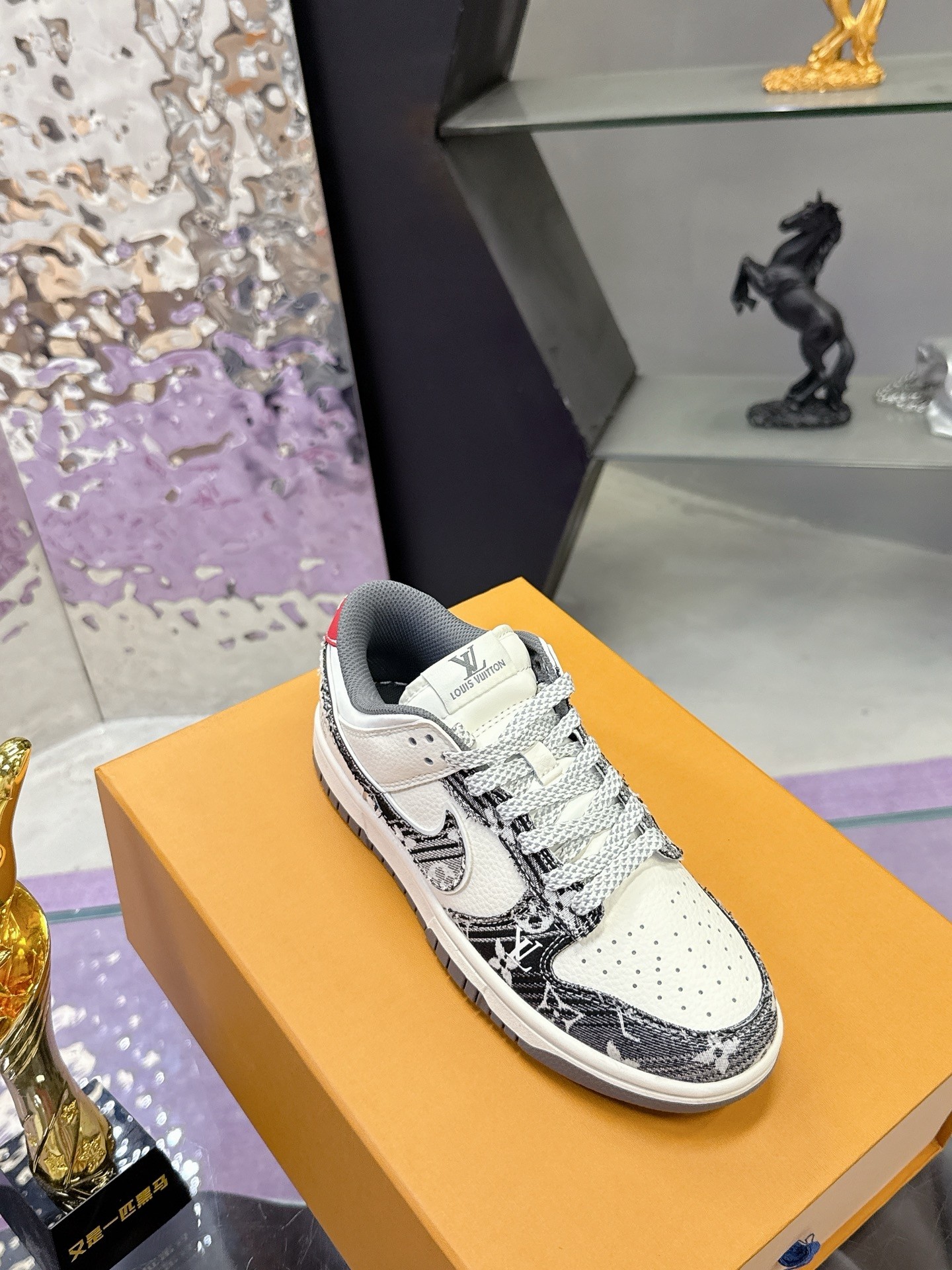 NK Air1 Low x LXV detail 6