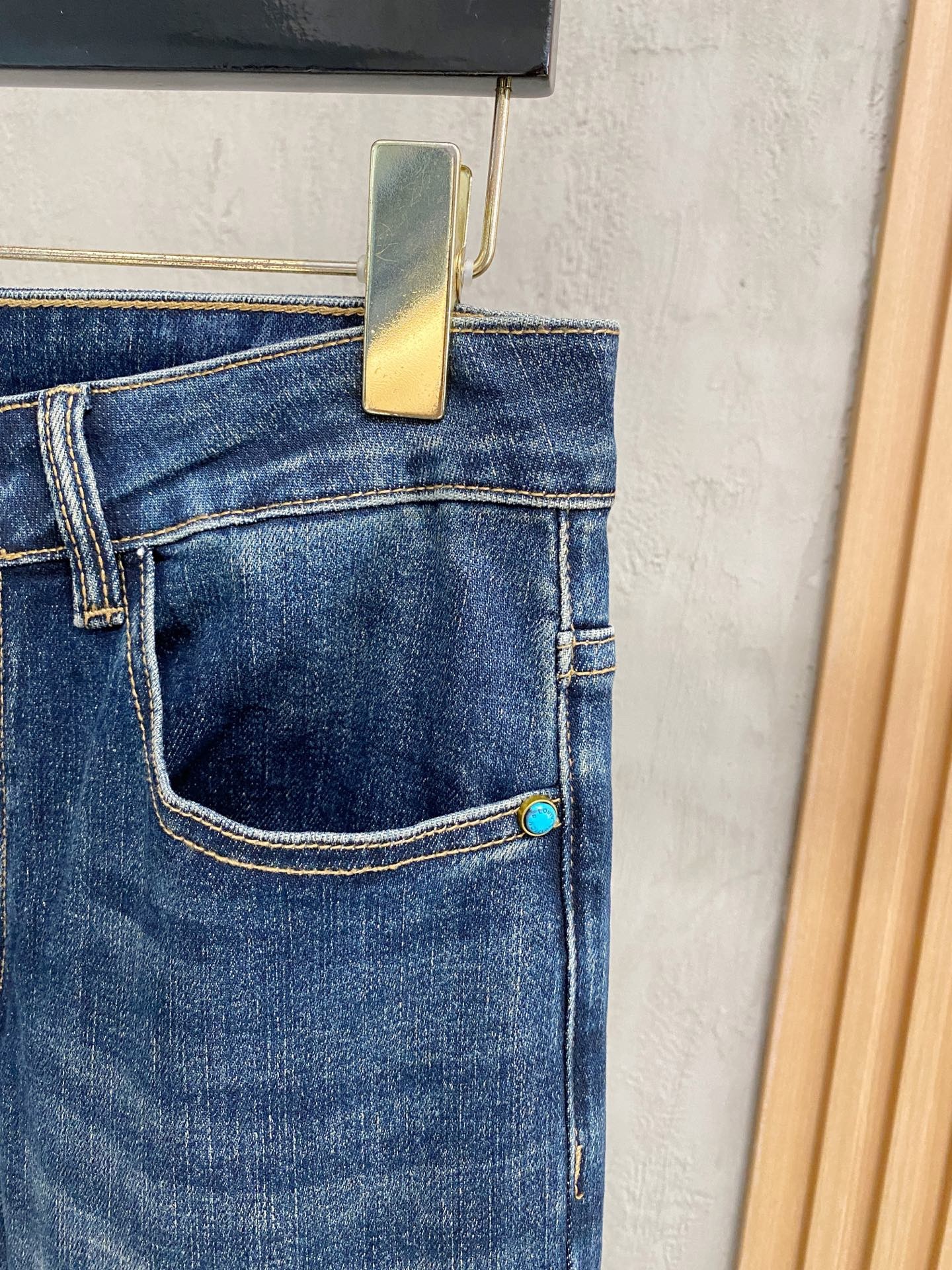 Product detail 4