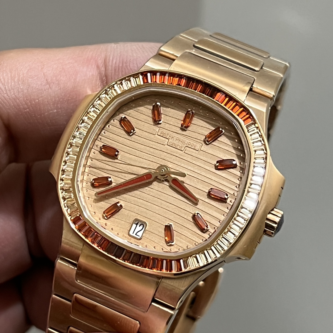 Patek Philippe Nautilus Ladies Rose Gold Gemset Bezel 7118 1300R 001