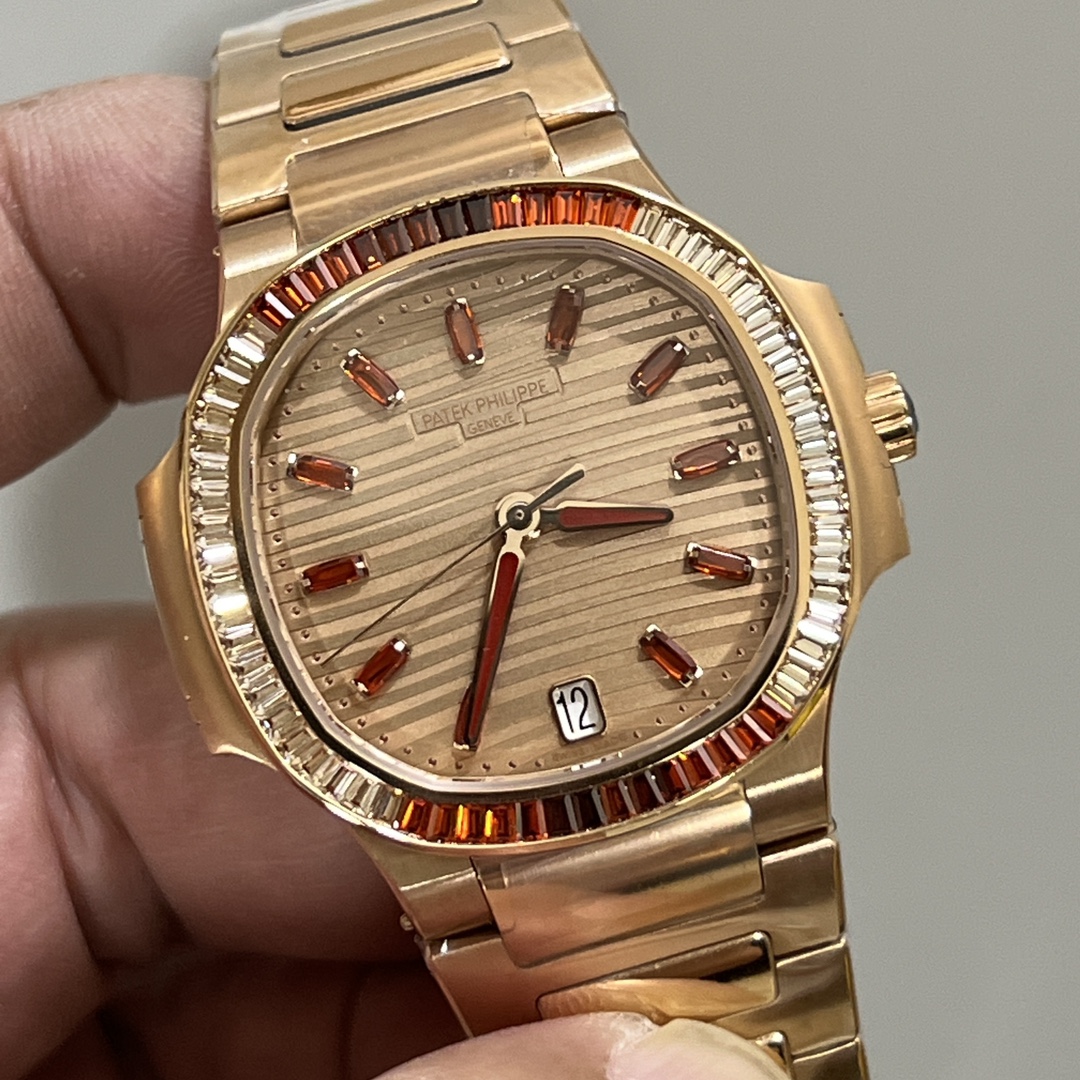 Patek Philippe Nautilus Ladies Rose Gold Gemset Bezel 7118 1300R 001