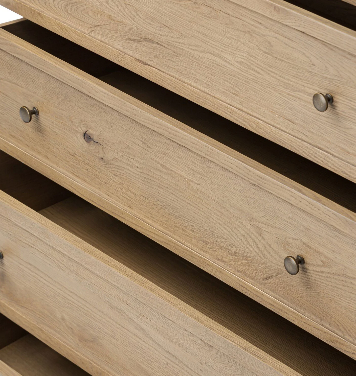 Geoffrey 4 Drawer Dresser
