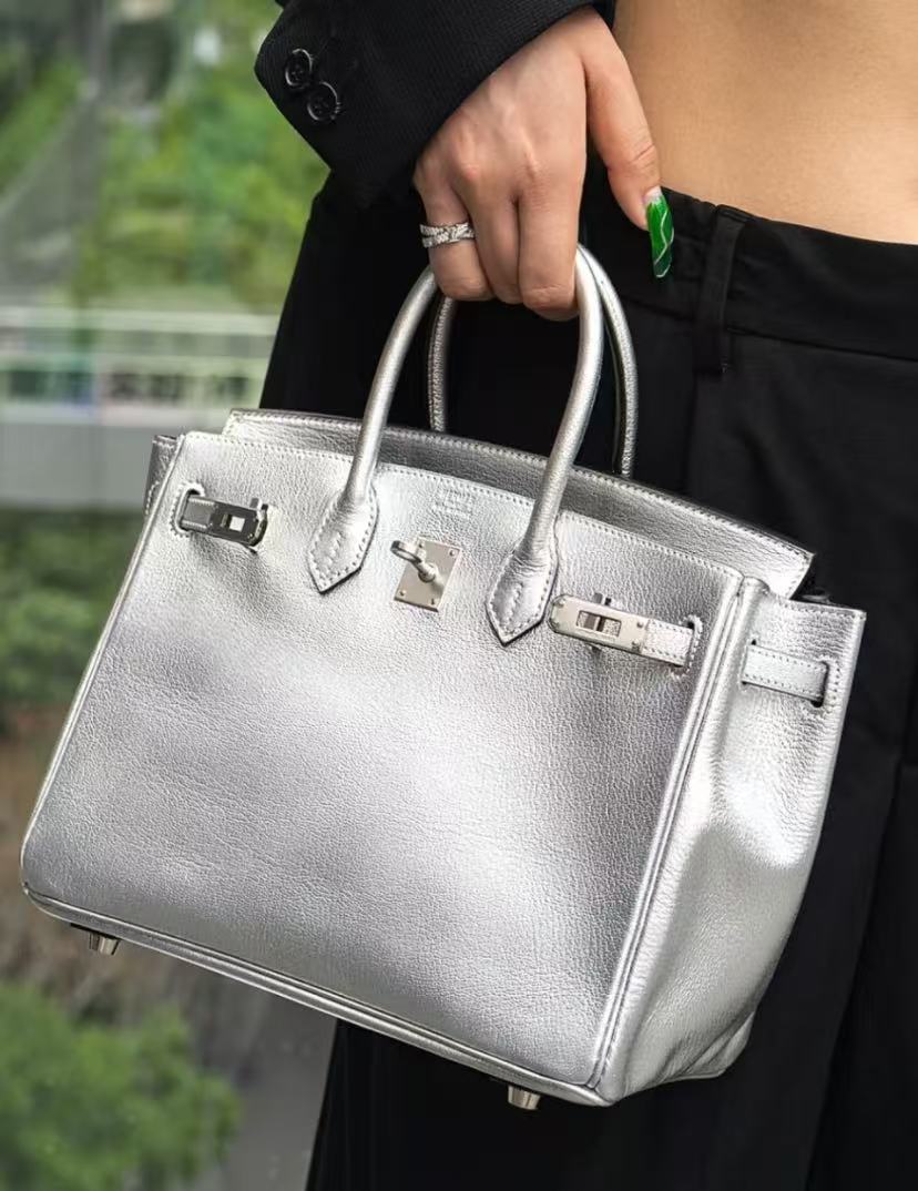 Hermès Limited Edition Birkin 25-35 metallic silver customization