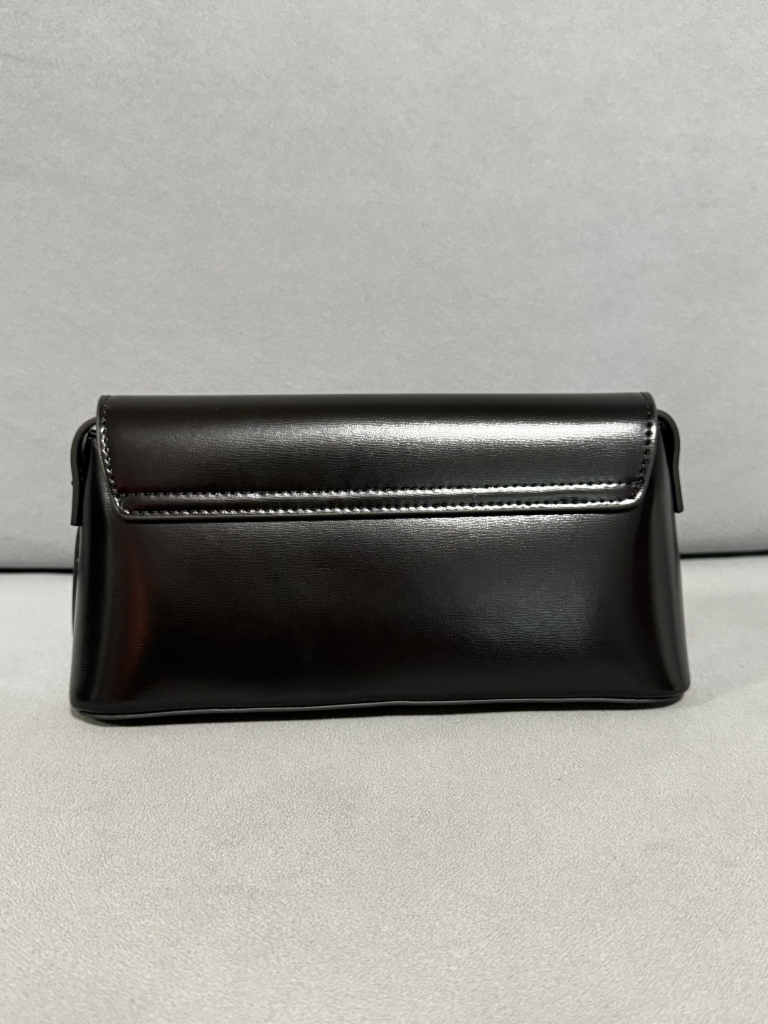 Celine 25ss Lulu Shoulder Bags Size 24*11.5*8cm