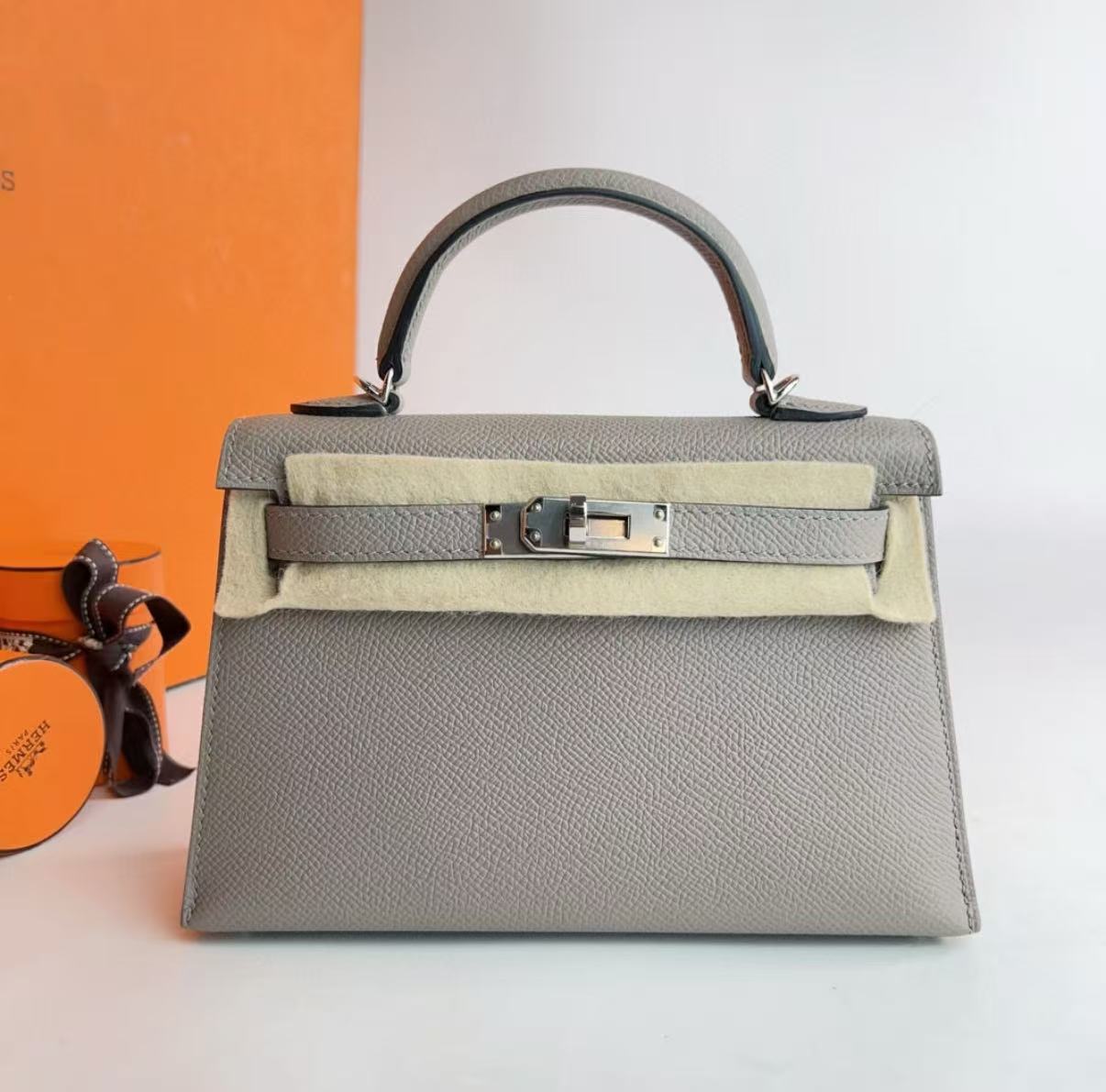 Kelly mini 20 Seagull Grey custom - Artisantouchss