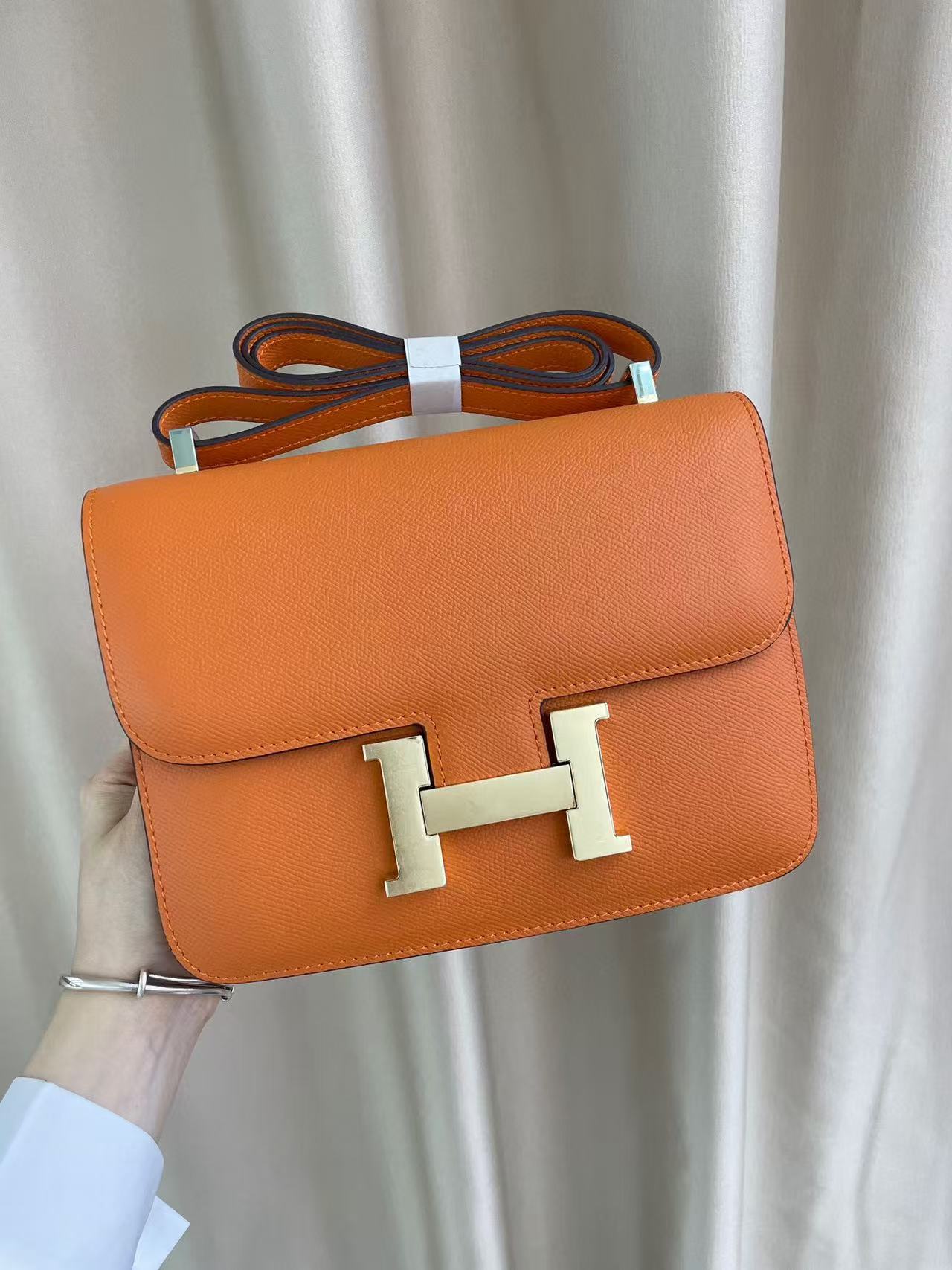 Hermes Constance Mini 19-24