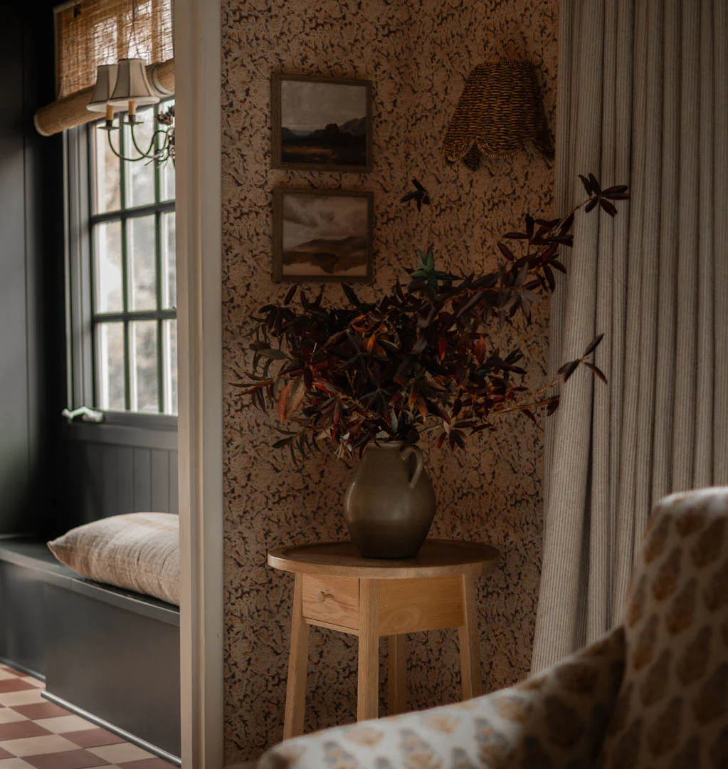 Oak Wallpaper