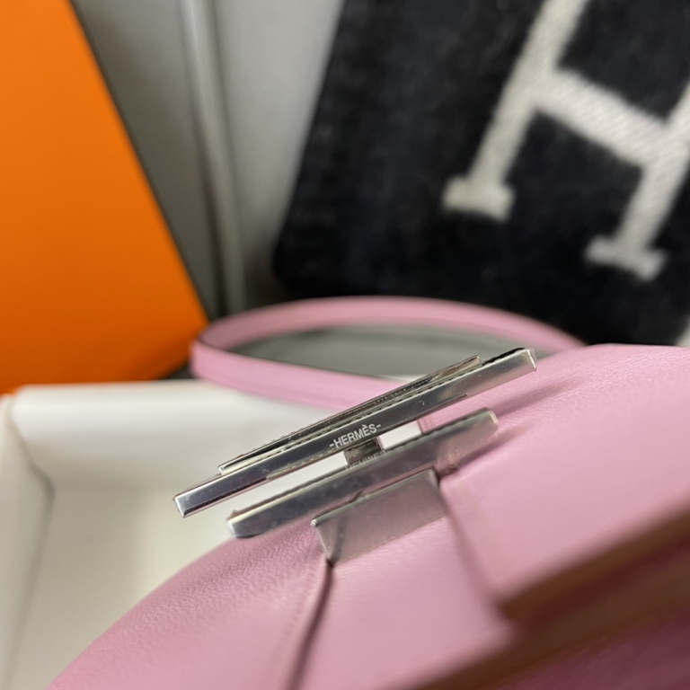 Cinhetic Mini 12cm Sheepskin with Silver Buckles