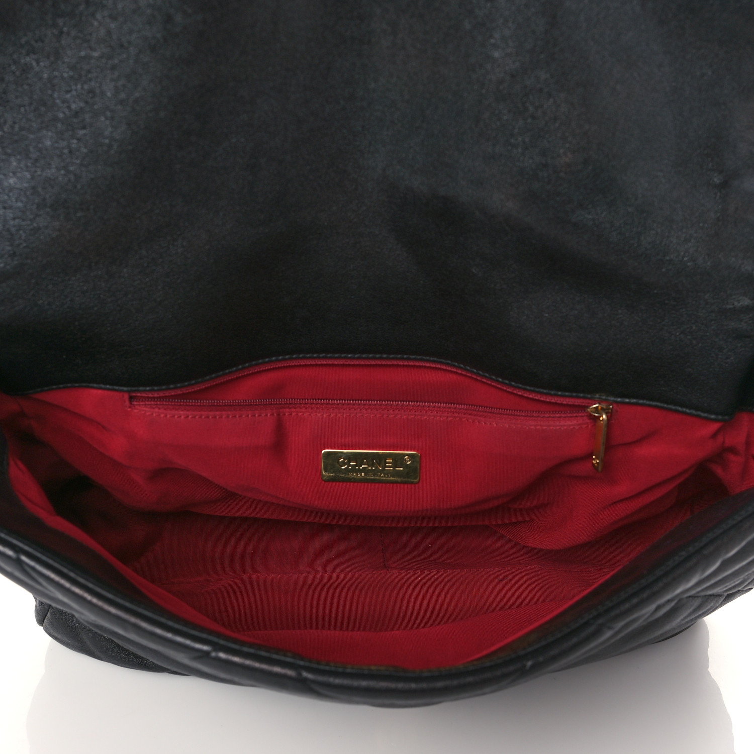 Lambskin Quilted Maxi Chanel 19 Flap Black