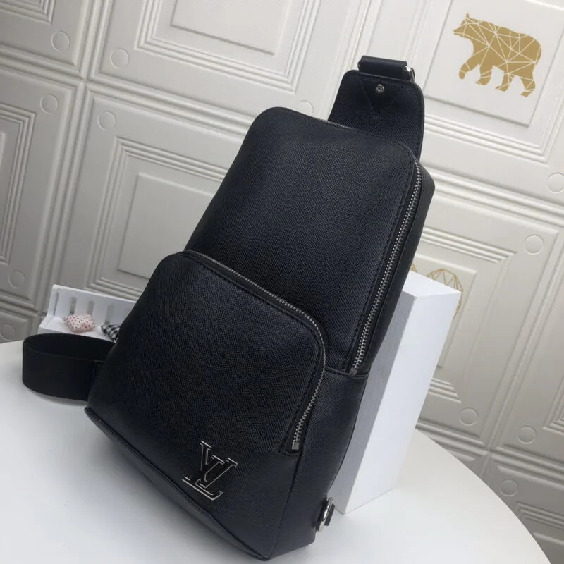 Louis Vuitton Avenue Sling Bag M30443