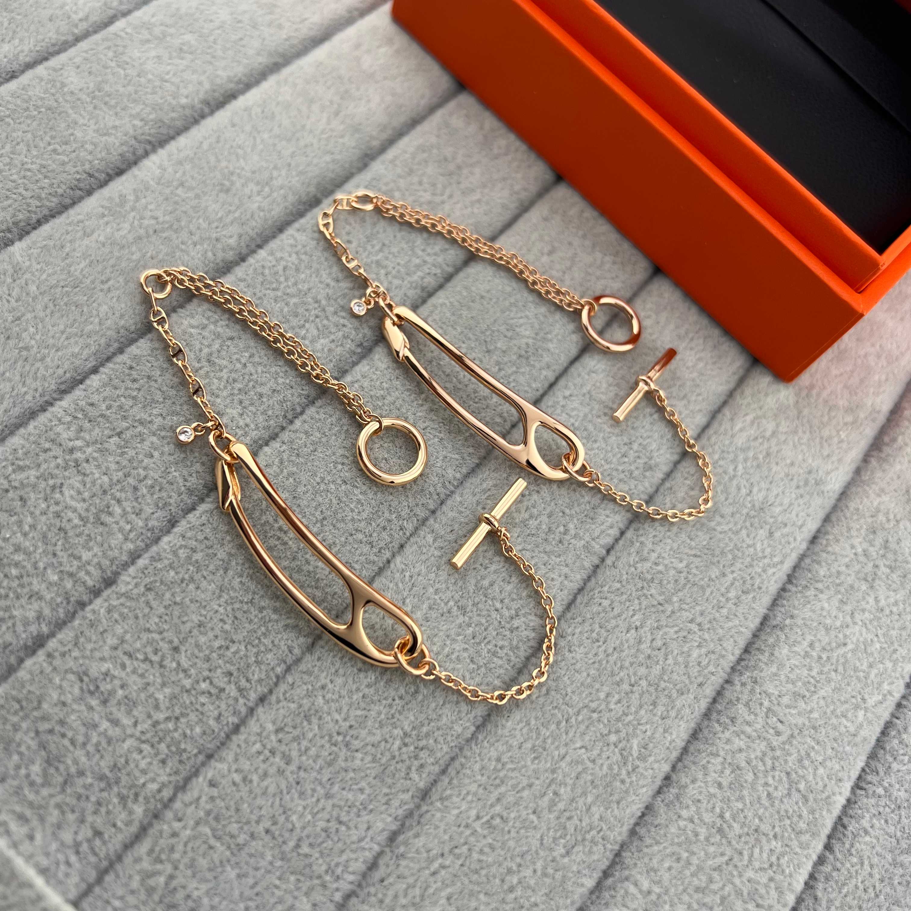 Rose gold polished bracelet - Artisantouchss