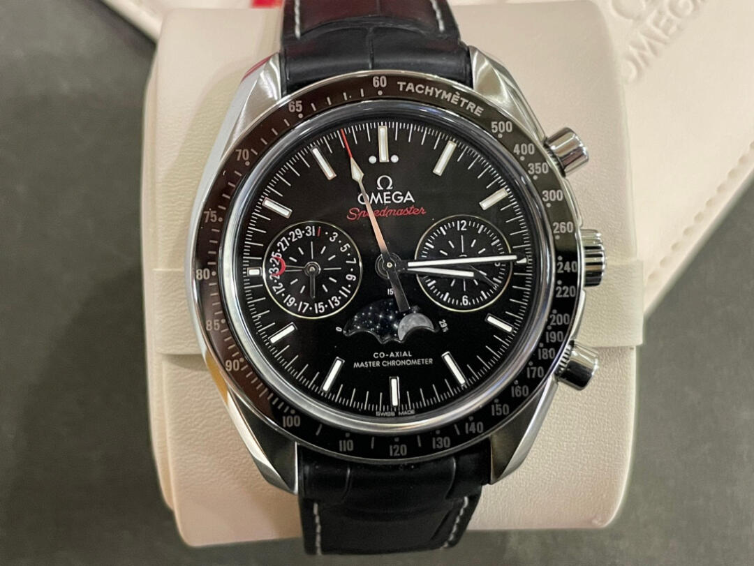 Speedmaster MoonPhase 44.25 mm Stainless steel Stainless steel