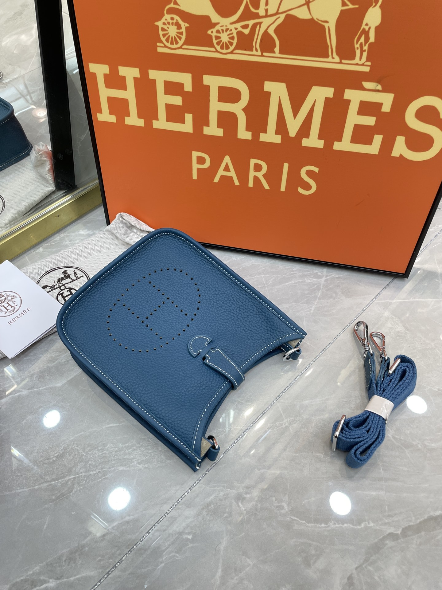 Hermes Evelyn 16-19