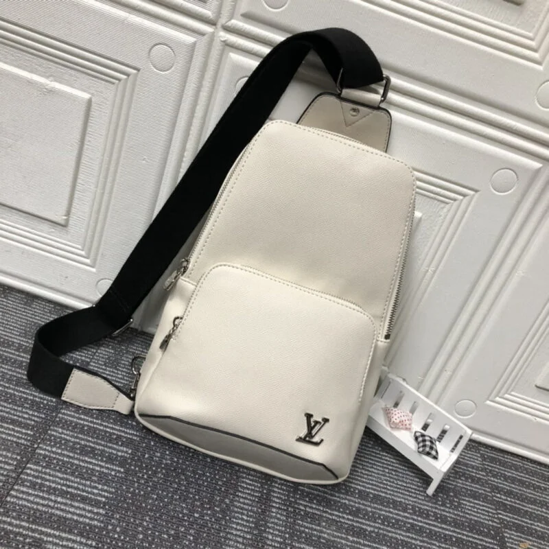 Louis Vuitton Avenue Sling Bag M30443