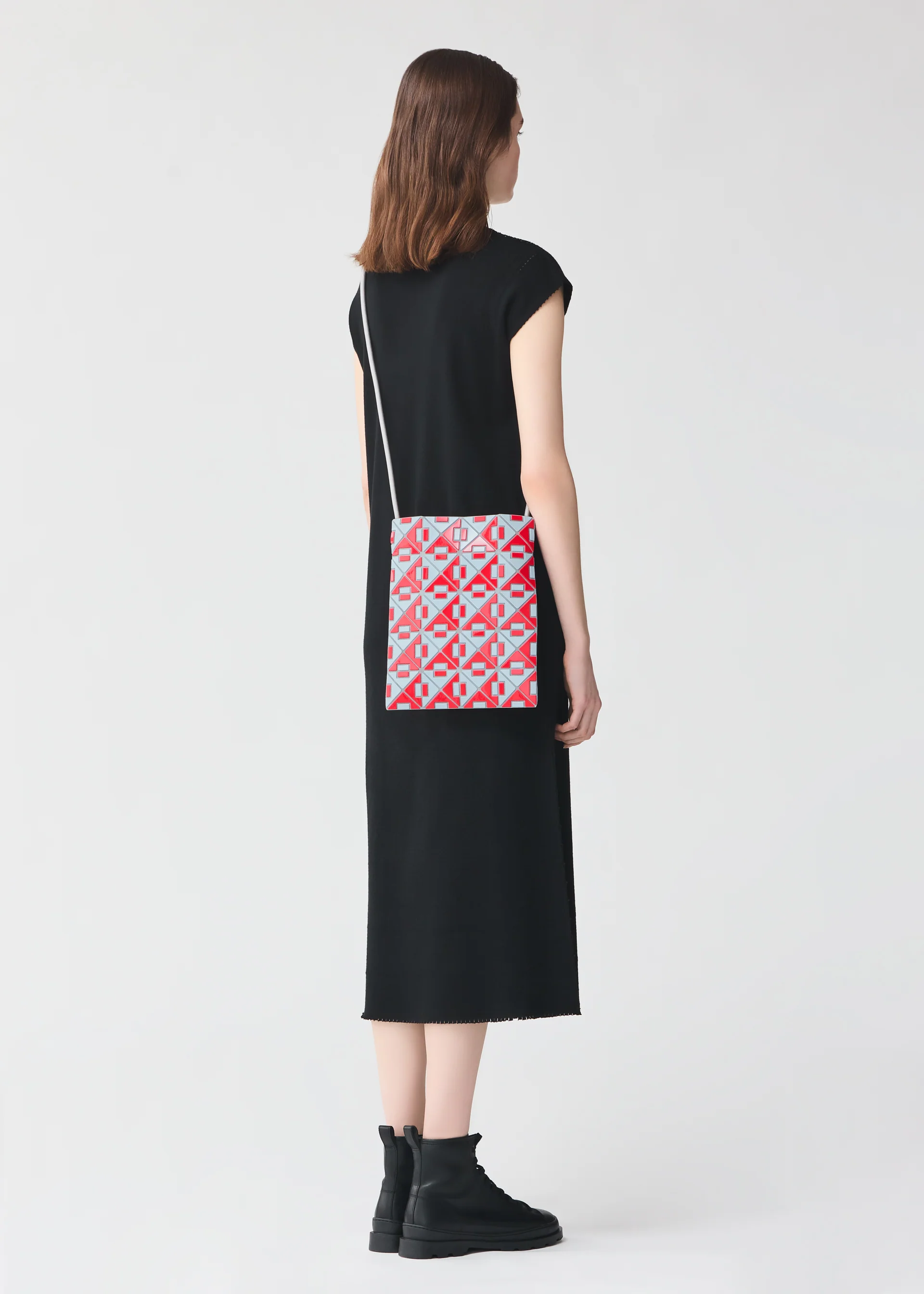 CONNECT CROSSBODY BAG