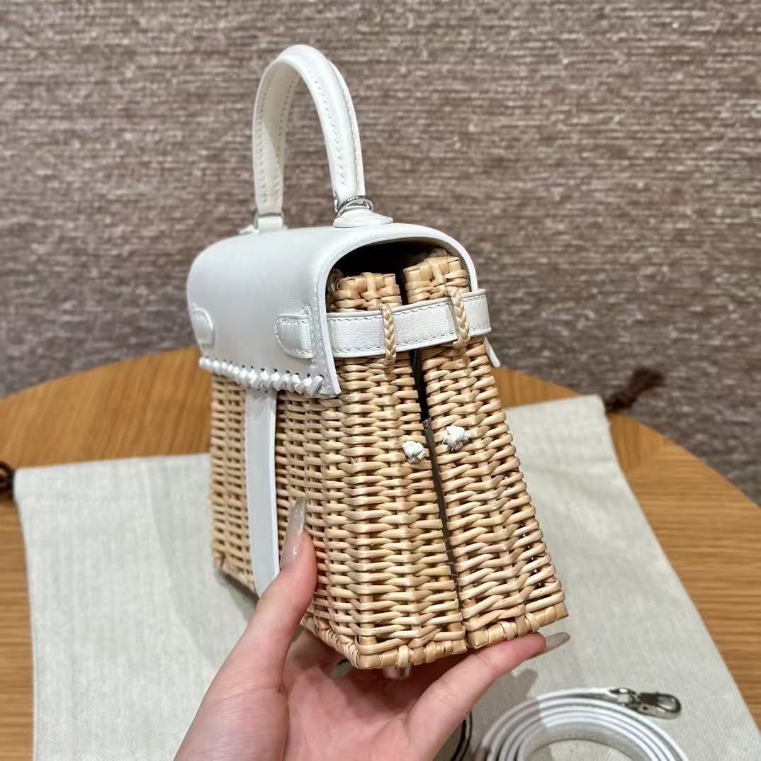 Hermès Kelly 20-25 Picnic white Custom-made