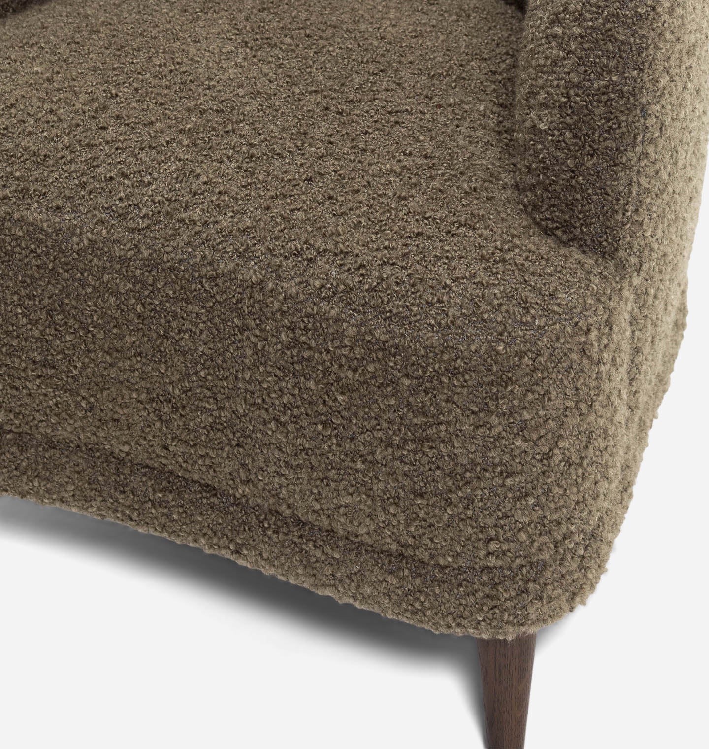 Rui Armchair