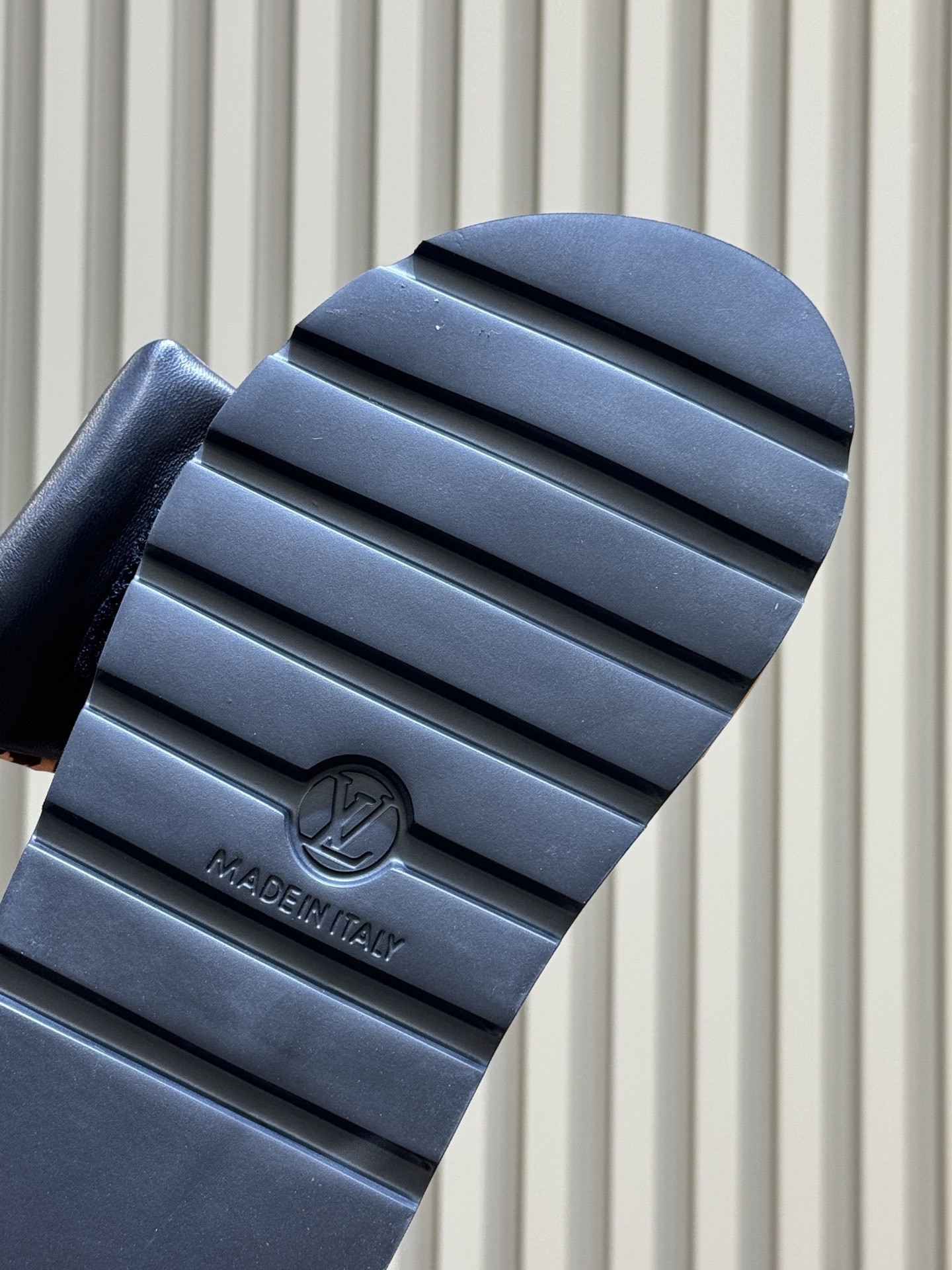 L X V SLIPPERS detail 6