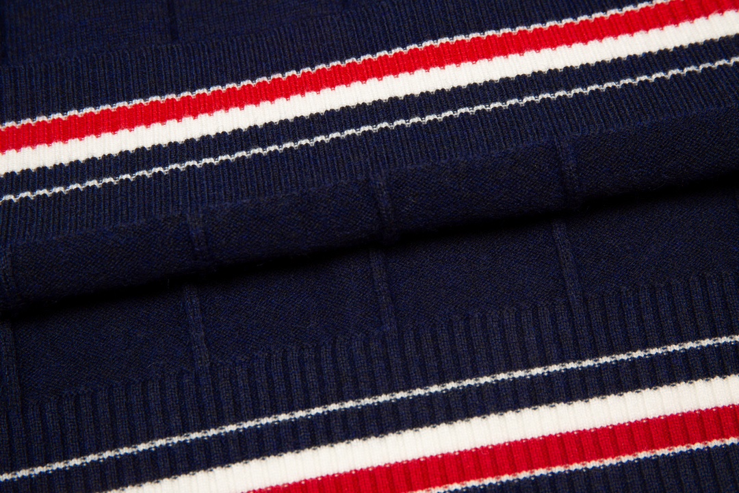 Thom Browne Unisex Sweatshirt Size S-XL