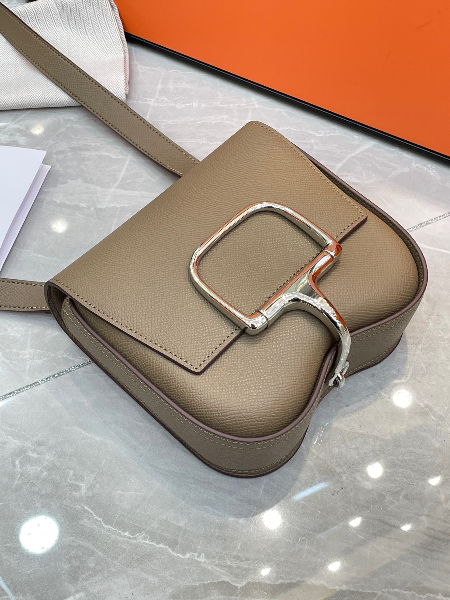 Hermes Della 19 Epsom