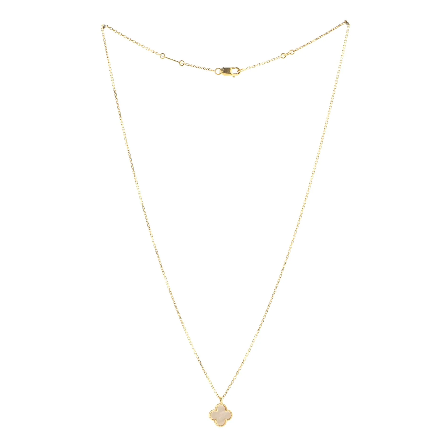 Sweet Alhambra Pendant Necklace 18K Yellow Gold and Mother of Pearl